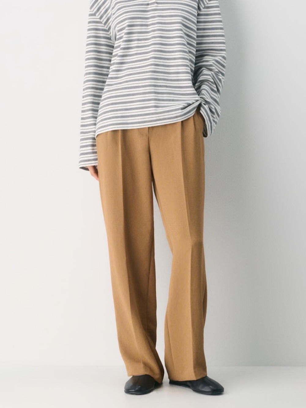 Aritzia Babaton The Effortless Pant Crepette Saville Size 00 High Rise Wide Leg